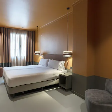 Chic&basic Reding 3* Barcelone