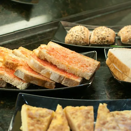 Chic&basic Reding 3* Barcelona