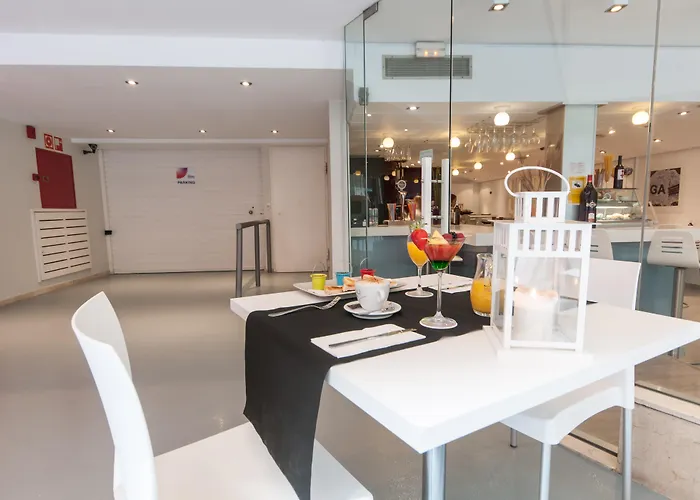 Chic&basic Reding 3*