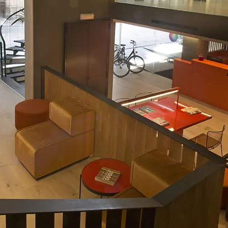 Chic&basic Reding Hotell