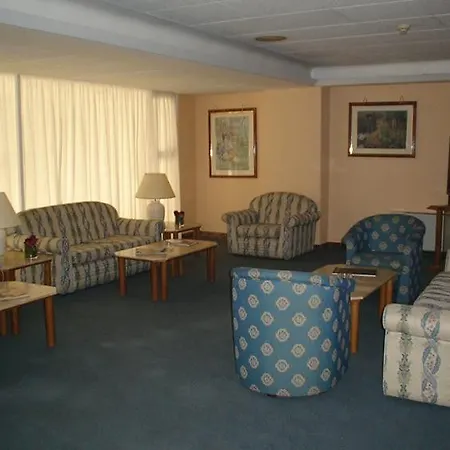 Chic&basic Reding Hotell