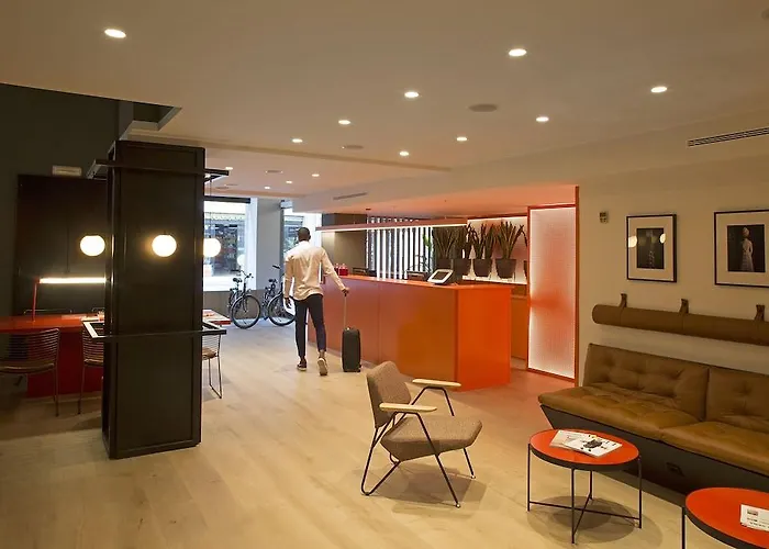 Chic&basic Reding Барселона